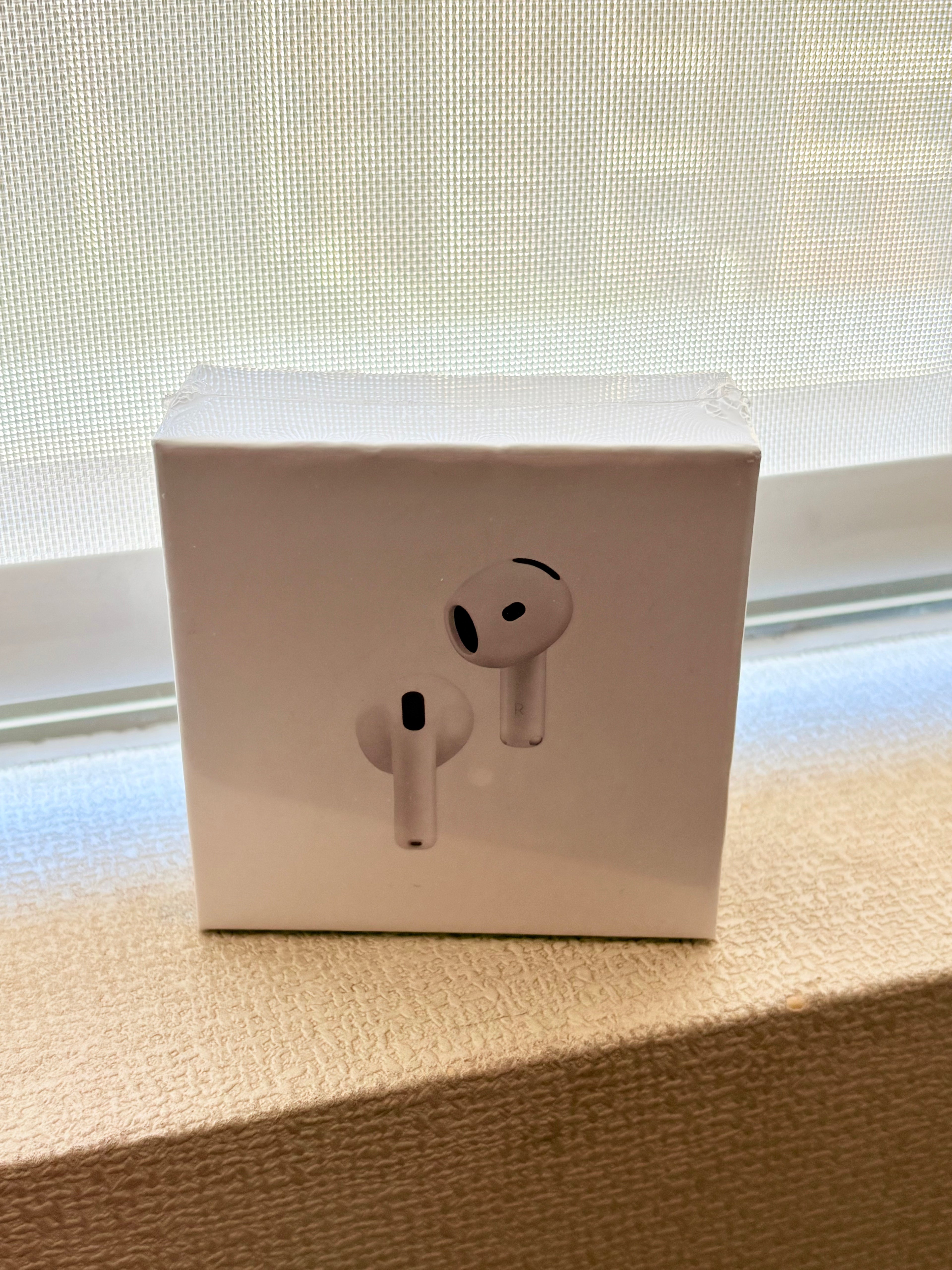 AUDÍFONOS INALAMBRICOS AIRPODS 4 - CANCELACION DE RUIDO