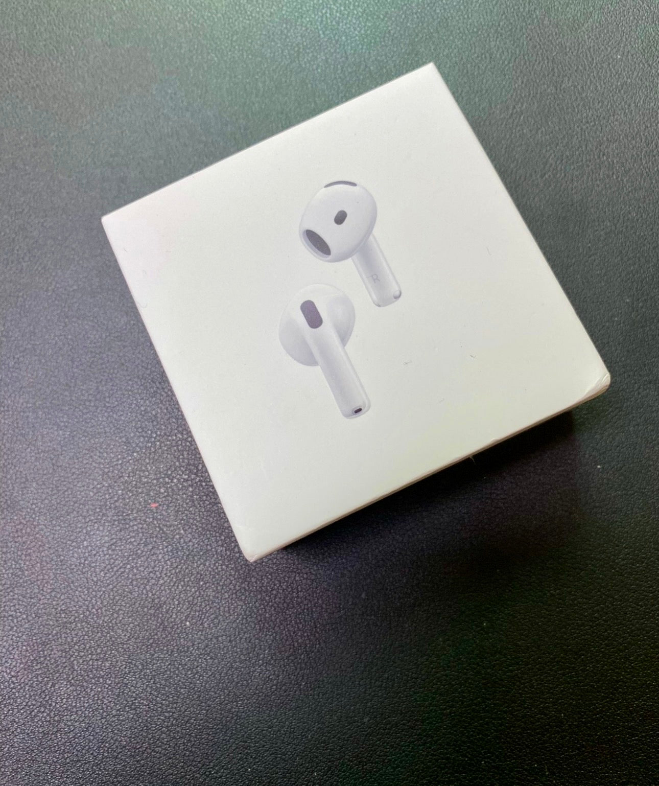 AUDÍFONOS INALAMBRICOS AIRPODS 4 - CANCELACION DE RUIDO